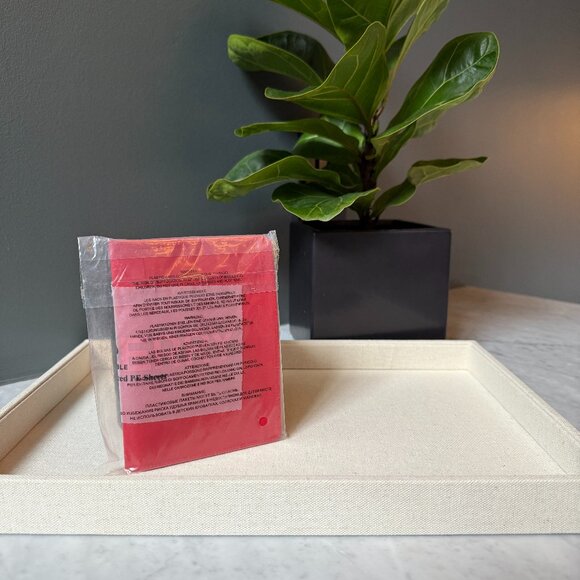 Burberry Silicone Passport Holder - Picture 1 of 6